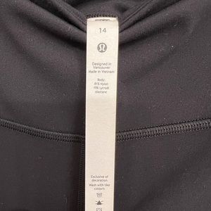 VEUC Lululemon Pants size 14